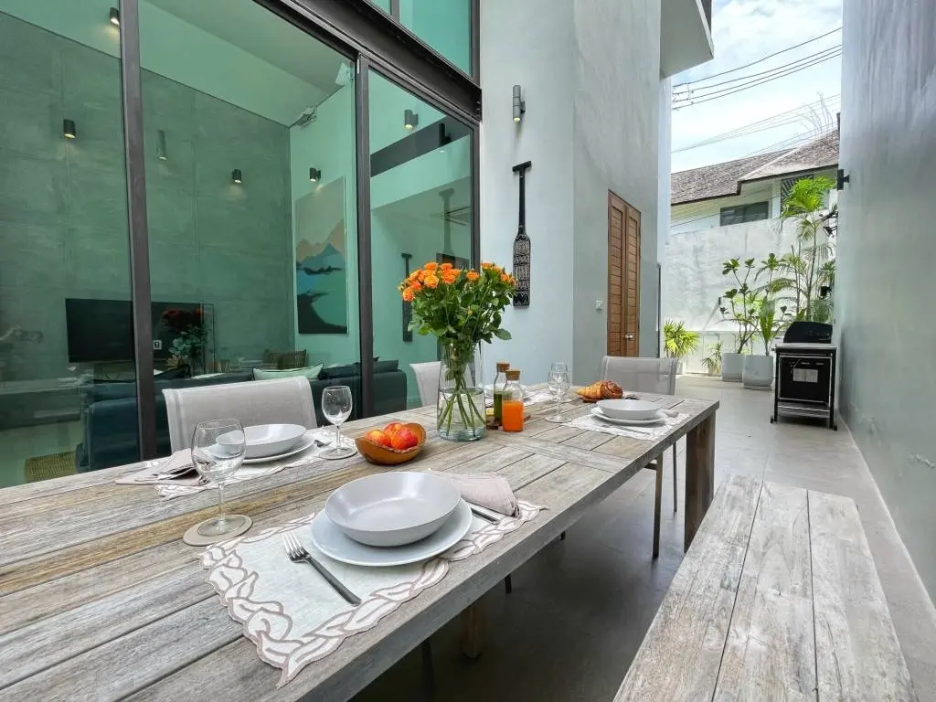 
    Luxurious Modern Townhouse in Bo Phut Ko Samui
  