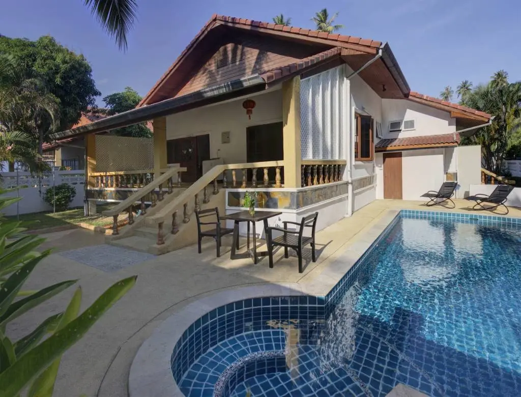 
    Stunning 3-Bedroom Pool Villa for Sale in Laem Set
  