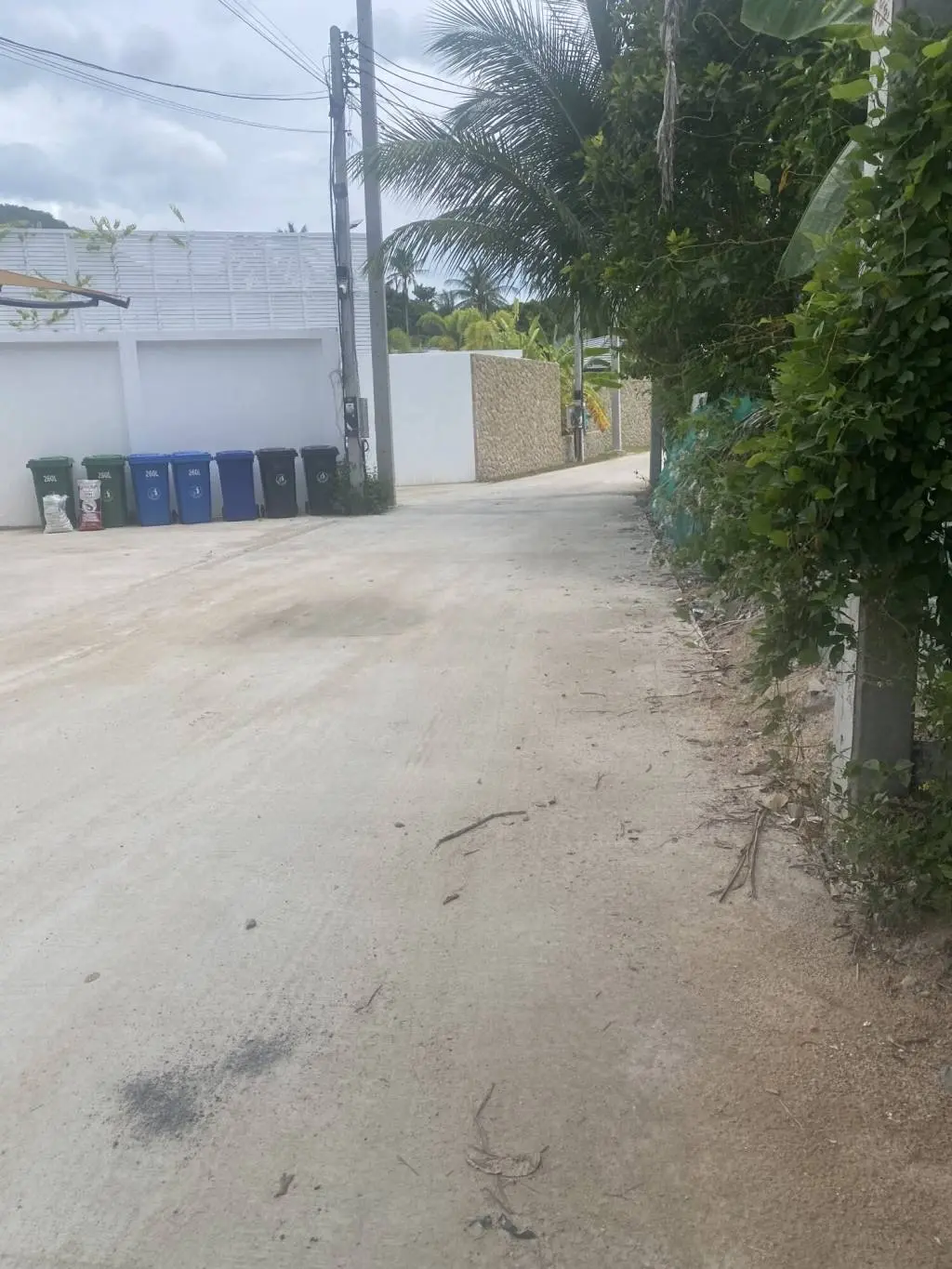 
    1260sqm of Affordable Land for Sale in Maenam, Ko Samui
  