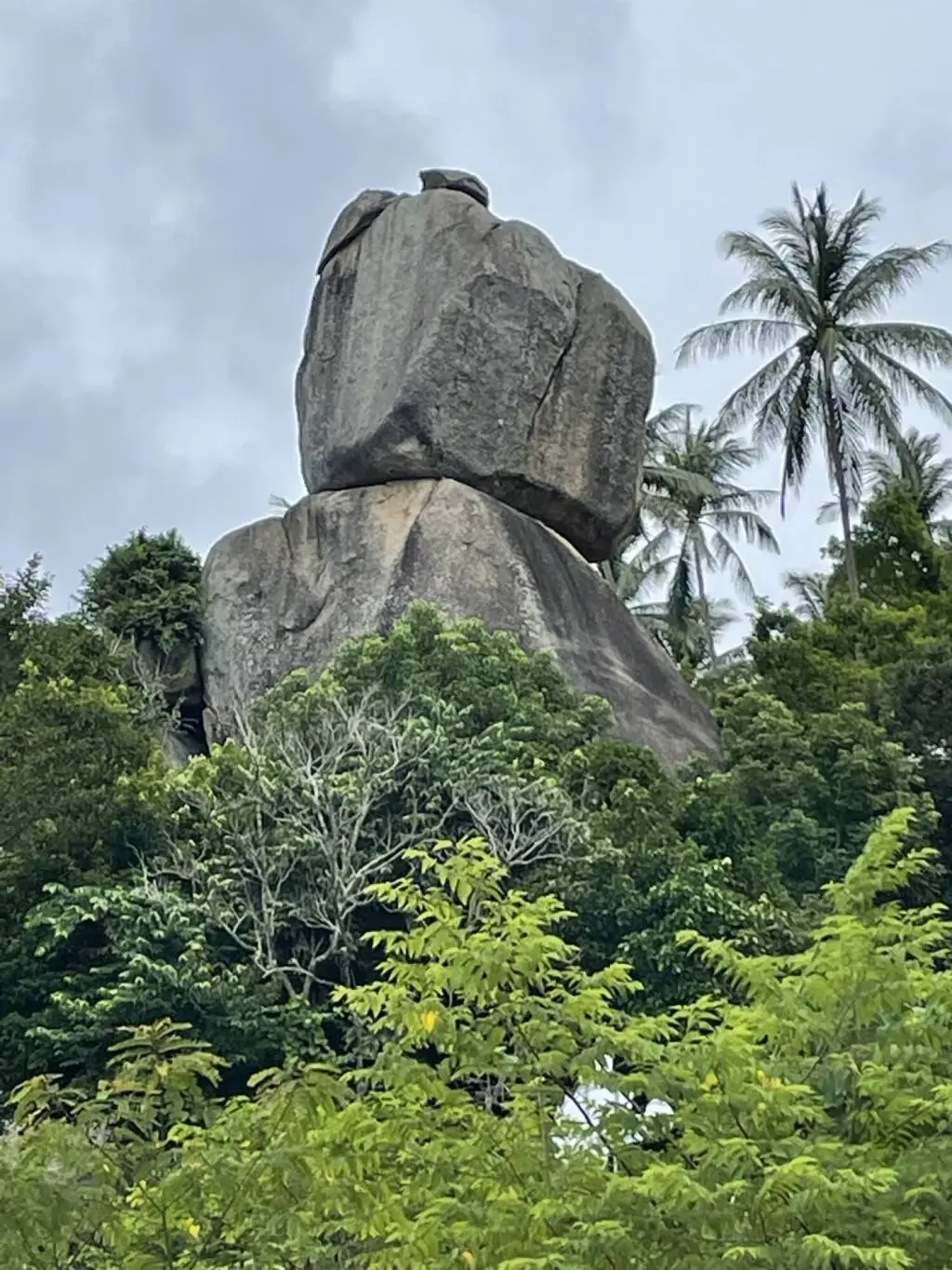 ที่ดินฟรีโฮลขนาด 2,800 ตร.ม. พร้อมวิวทะเลในละไม, เกาะสมุย