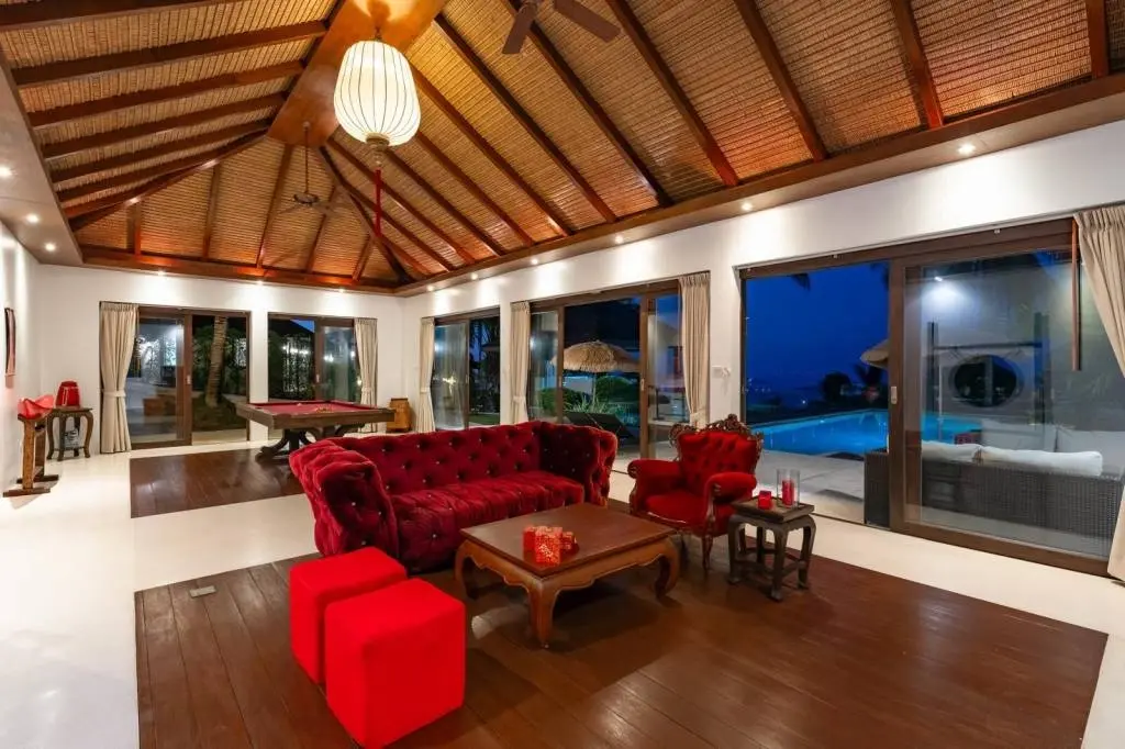 
    Luxury Bali Style Villa in Chaweng Noi
  