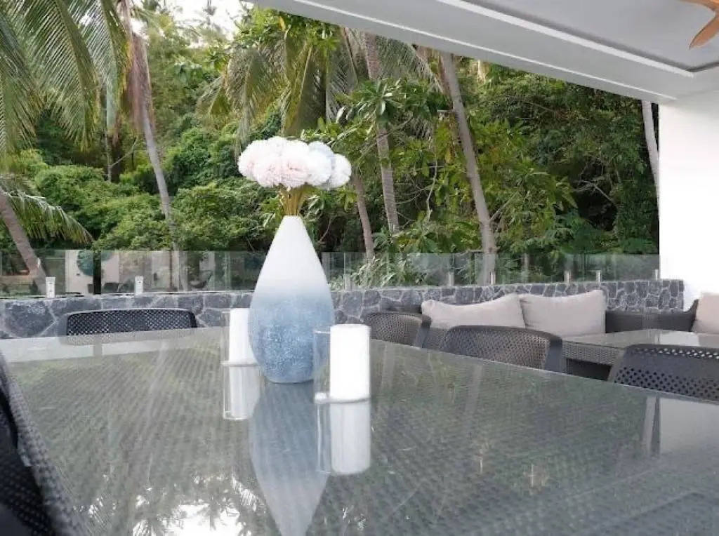 
    Luxurious 4/5-Bedroom Villa with Infinity Pool in Ko Samui
  