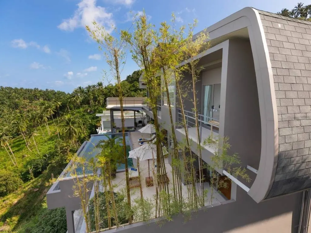 
    Ultra Luxury Seaview 3-Bedroom Villa in Chaweng Noi.
  