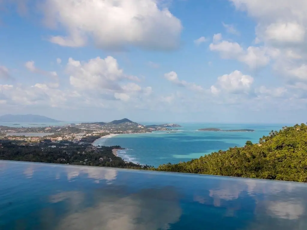 
    Ultra Luxury Seaview 3-Bedroom Villa in Chaweng Noi.
  