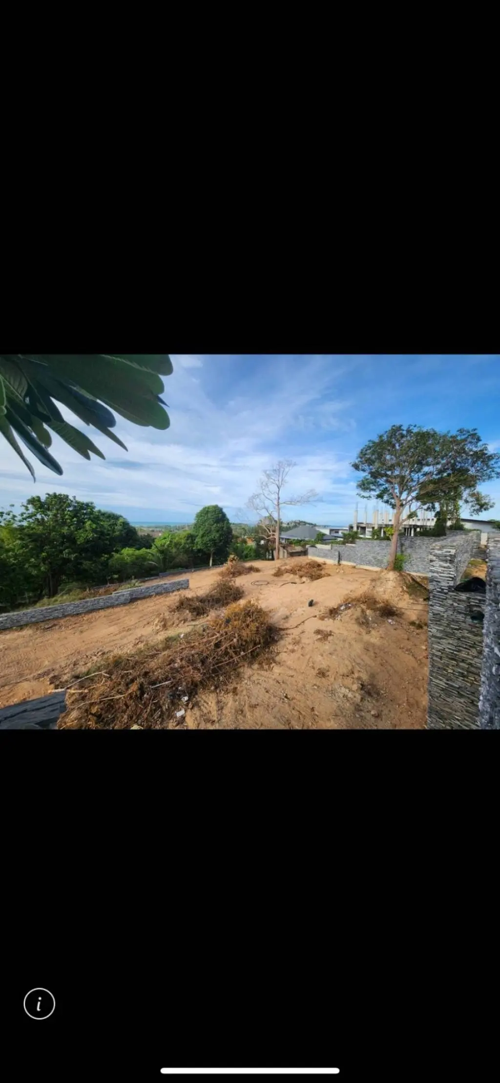 
    1.35 rai seaview land in Plai laem
  