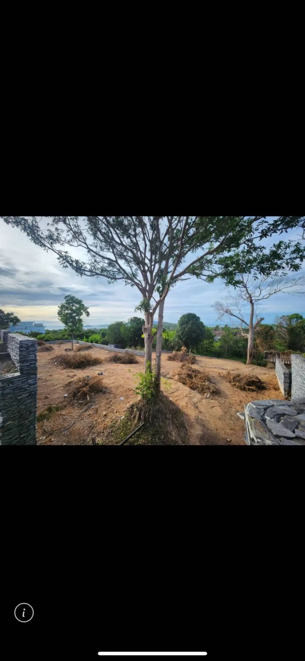 
    1.35 rai seaview land in Plai laem
  