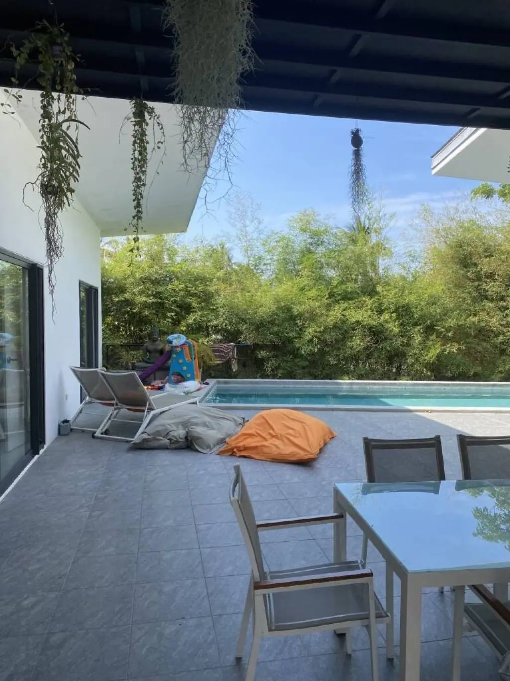 
    Renovated 4-Bed Pool Villa in Chaweng Noi, Near PBISS
  