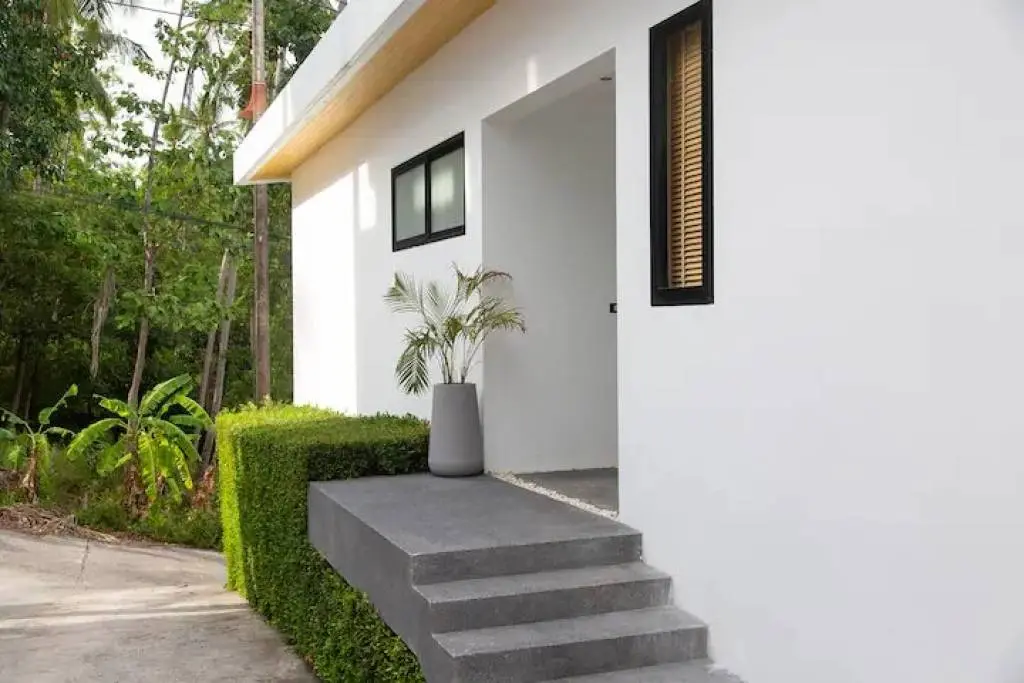 
    Amazing Sea View Villa in Chaweng Hill
  