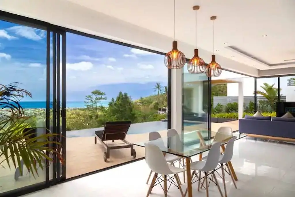 
    Amazing Sea View Villa in Chaweng Hill
  