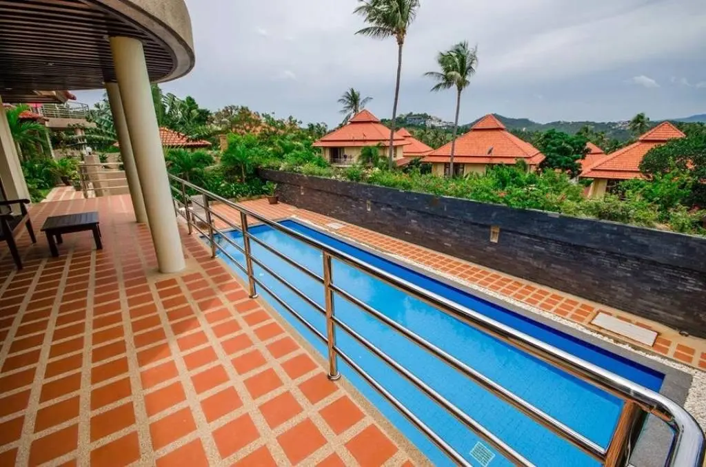 
    Stunning 4 bed 4 bath in Thongson bay
  