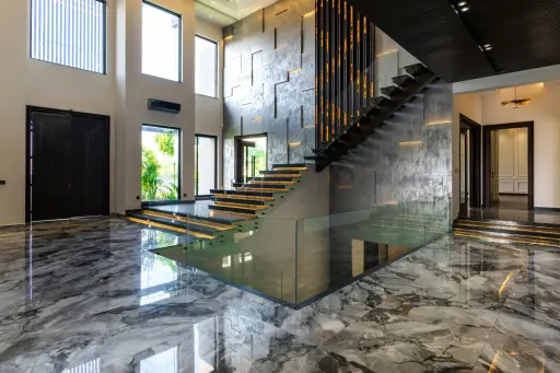 the luxury house in Dubai