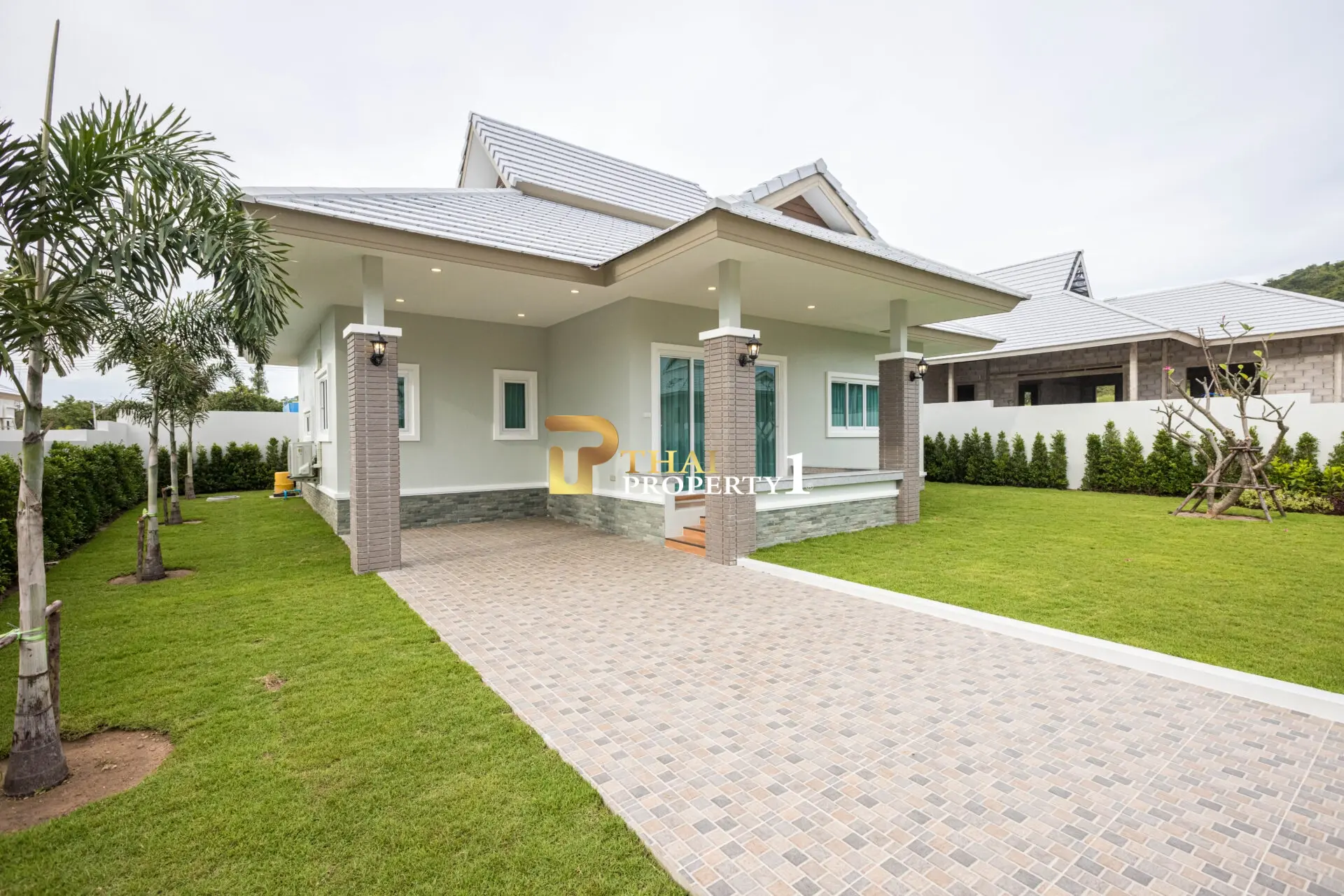 Emerald Valley Hua Hin