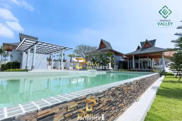 Emerald Valley Hua Hin