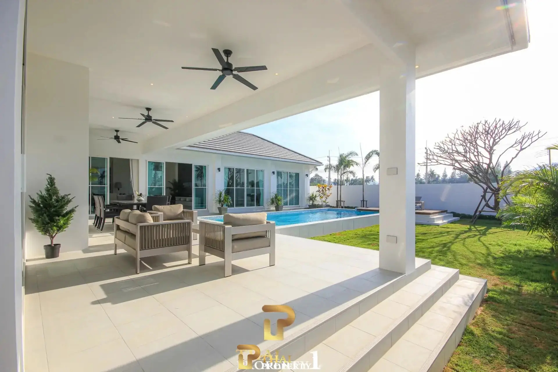 EEden Luxe Hua Hin