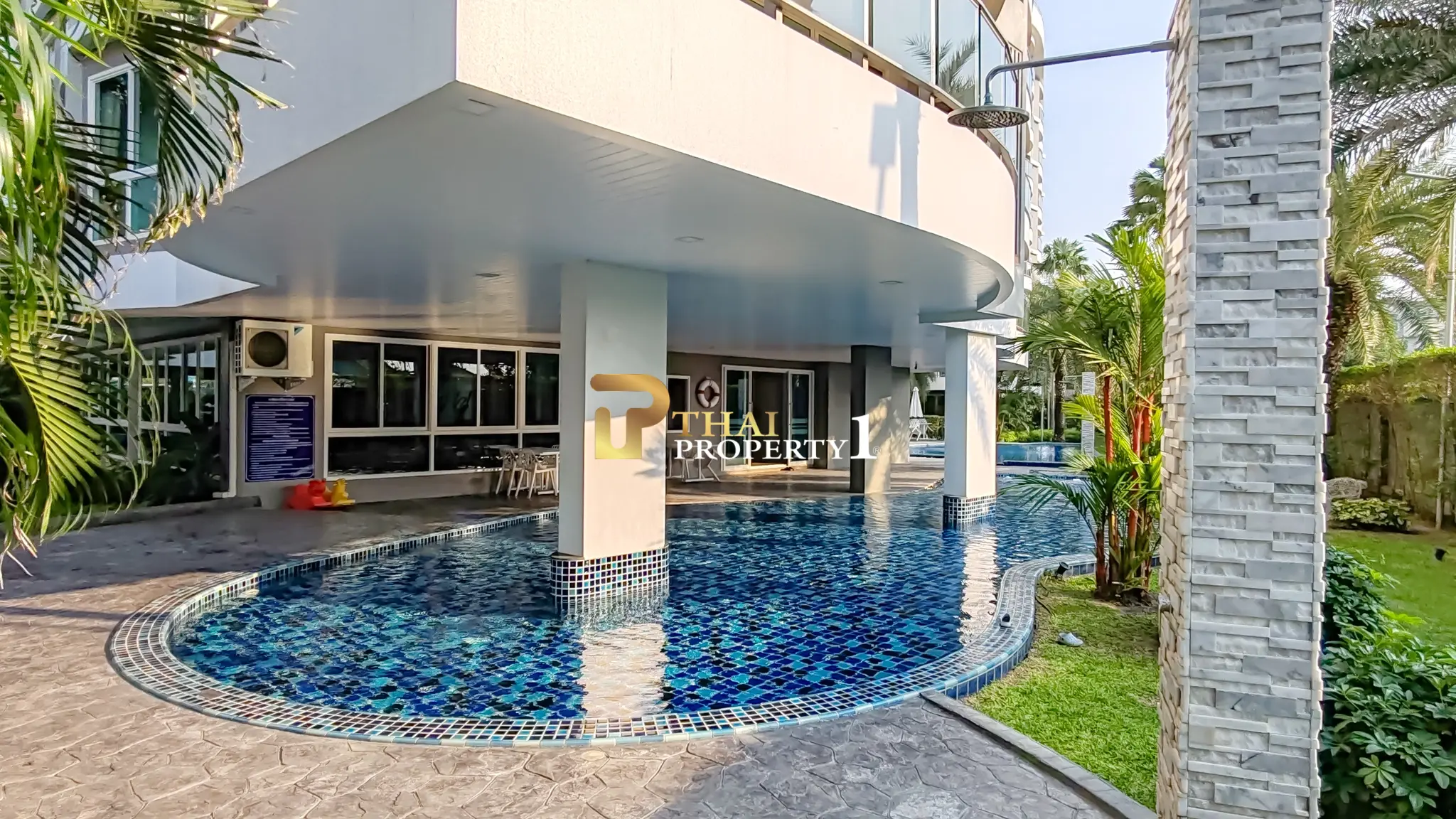 Whale Marina Condominium - Na Jomtien