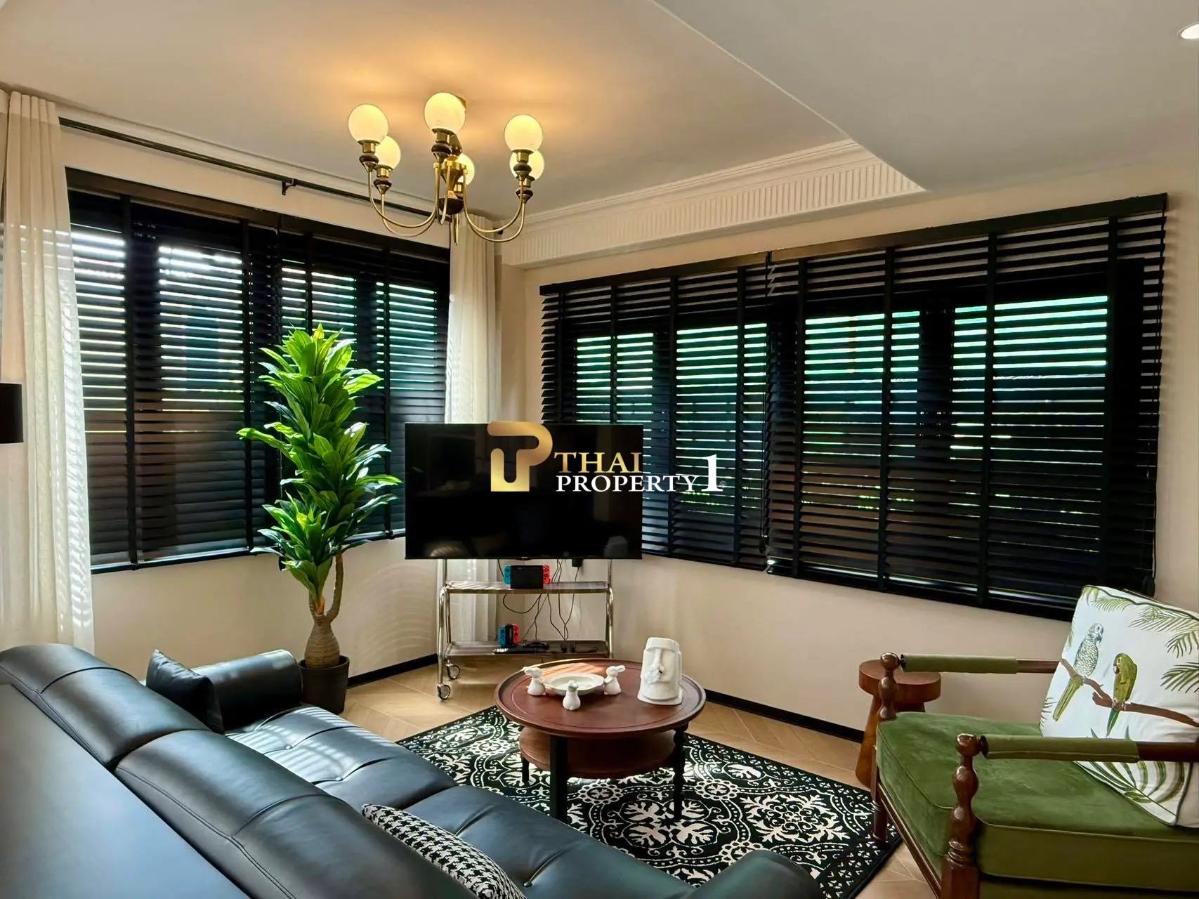 Spacious Great Located 4-Bedroom Pool Villa Near Jomtien Beach - Rental Investment
