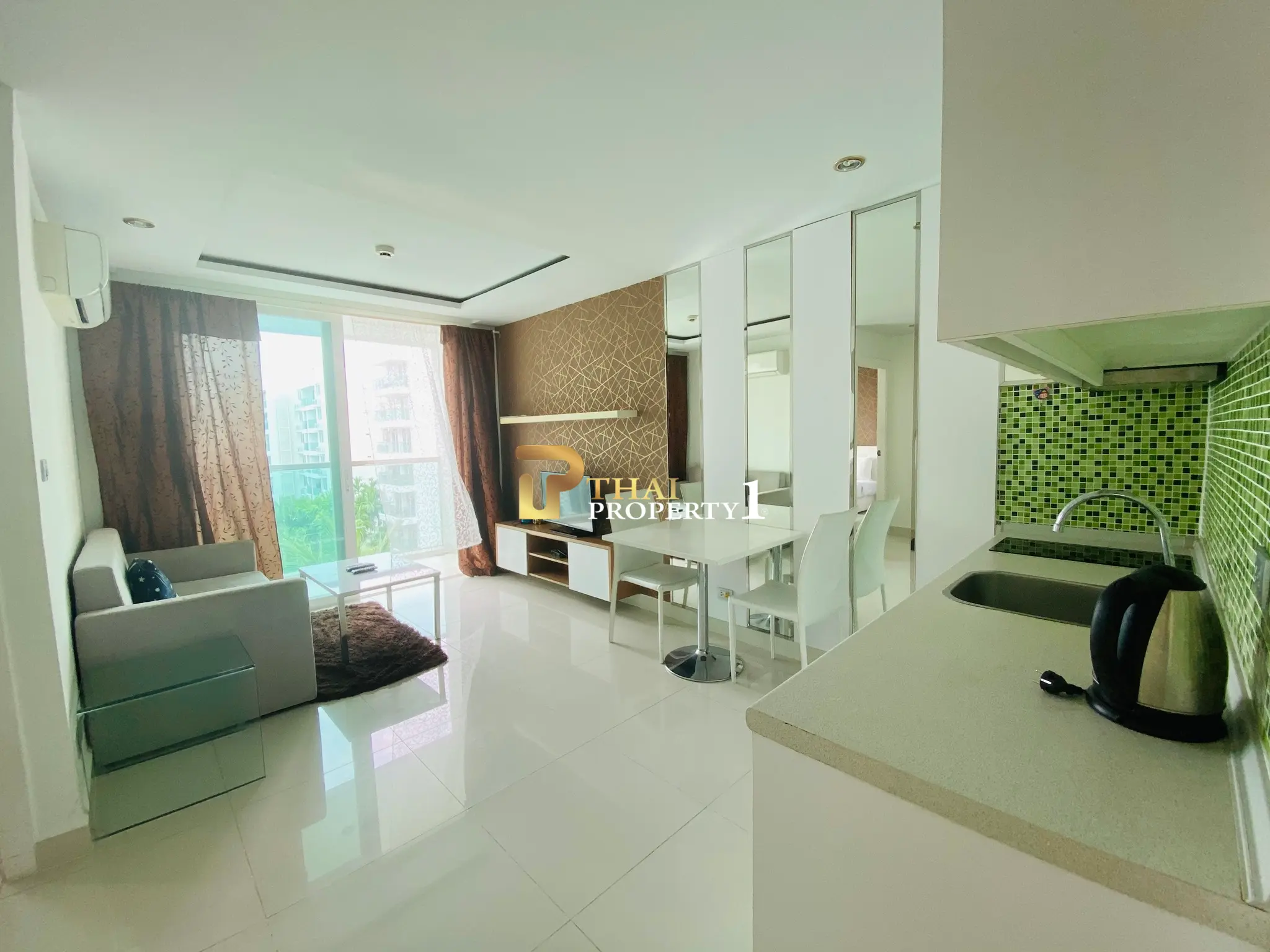 Cozy 1-Bedroom Condo with Pool View At Amazon Residence - Nong Prue, Pattaya
