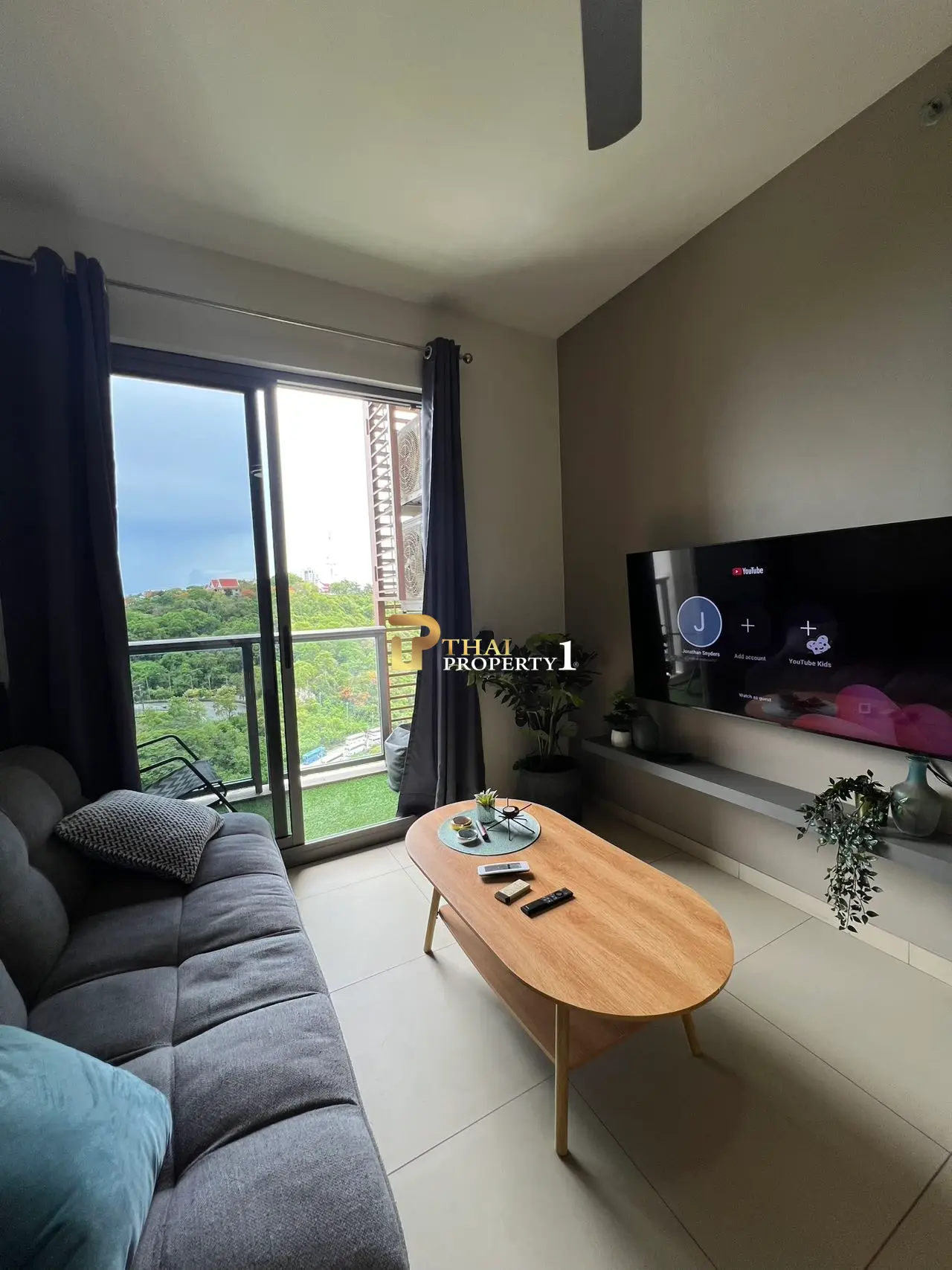 Cozy 1-Bedroom Condo with City View At Unixx Condo South Pattaya