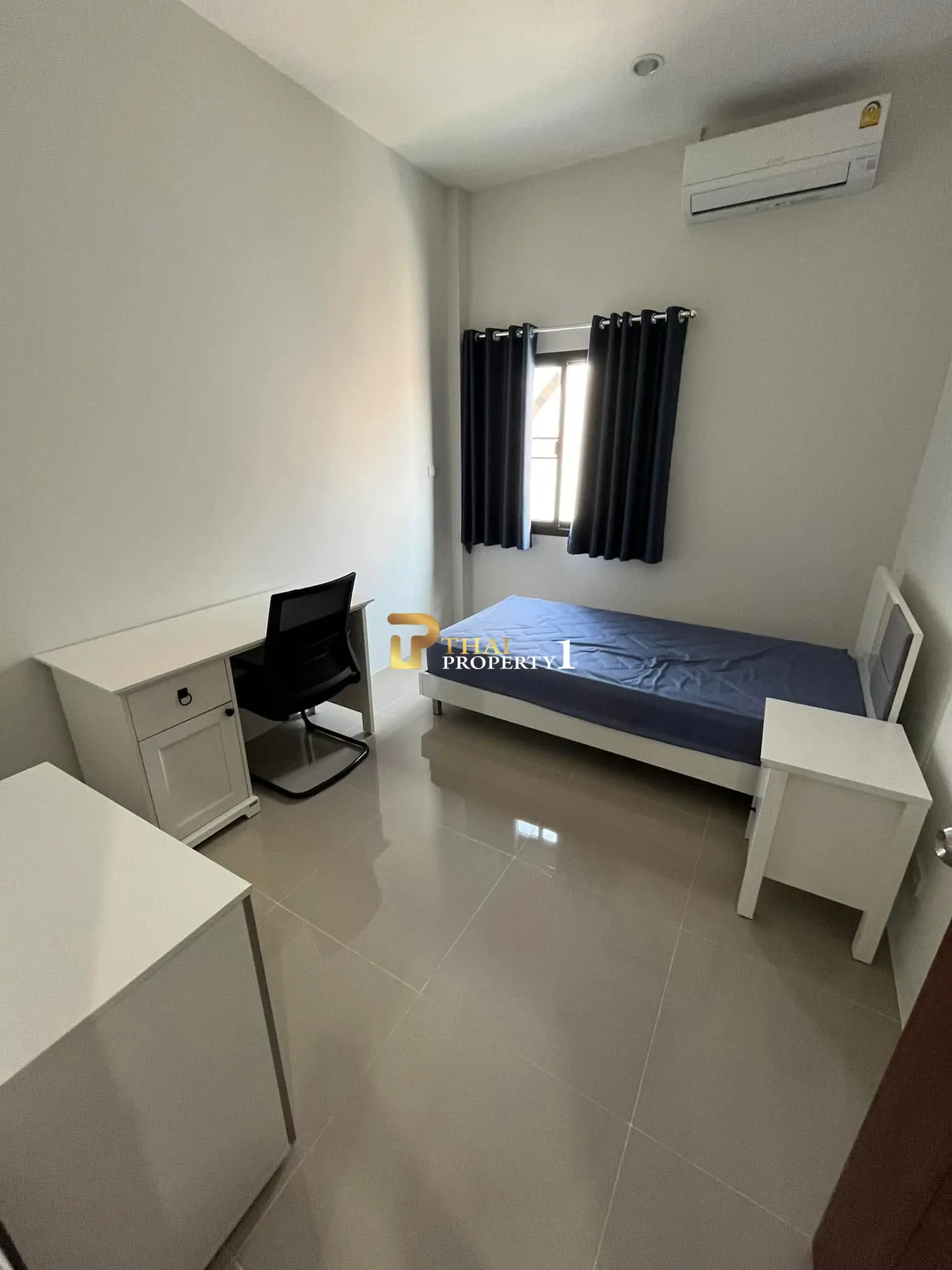 Two-Story Cozy 3-Bedroom House with Balcony and Gated in a Quiet Setting