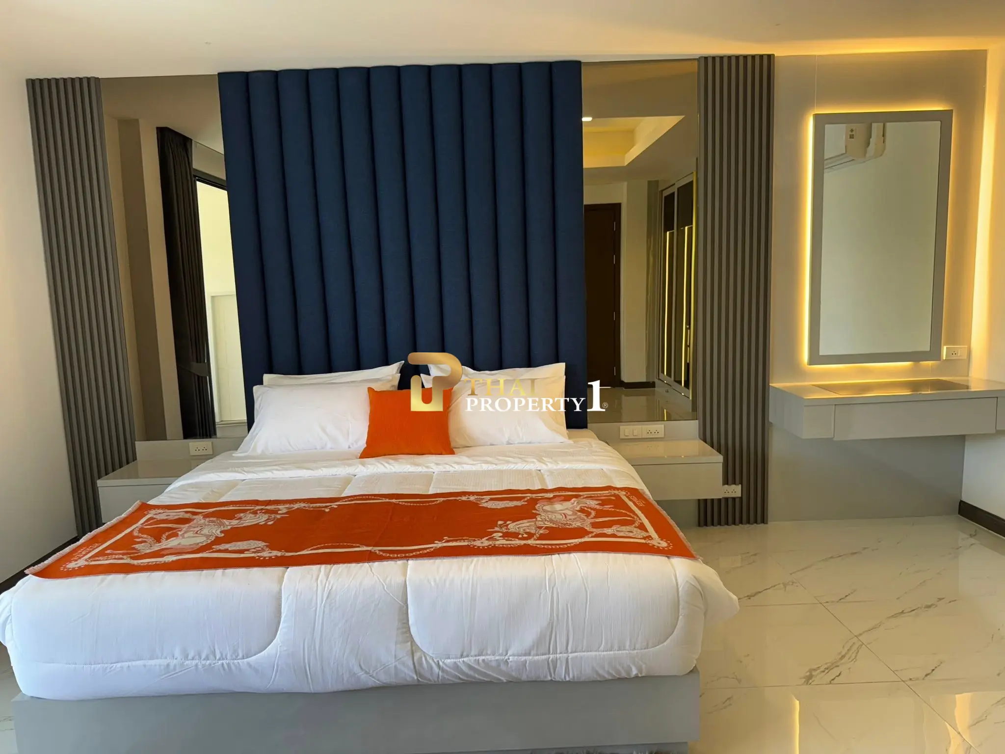 Spacious 6-Bedroom Villa with Modern Touches Just Minutes from Jomtien Beach