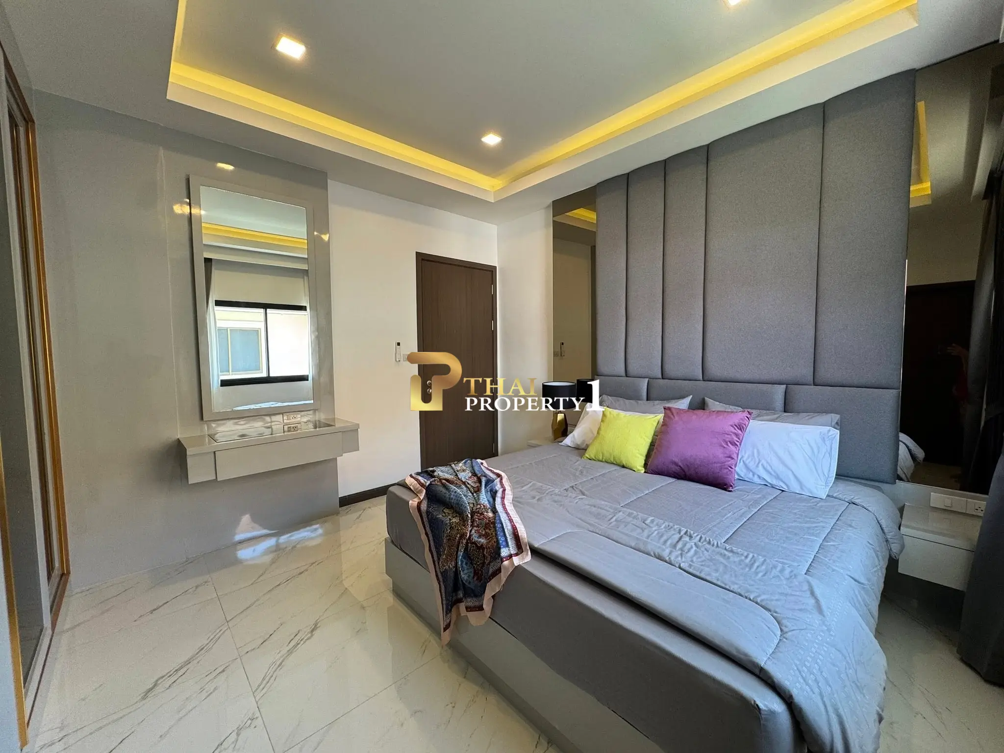 Spacious 6-Bedroom Villa with Modern Touches Just Minutes from Jomtien Beach