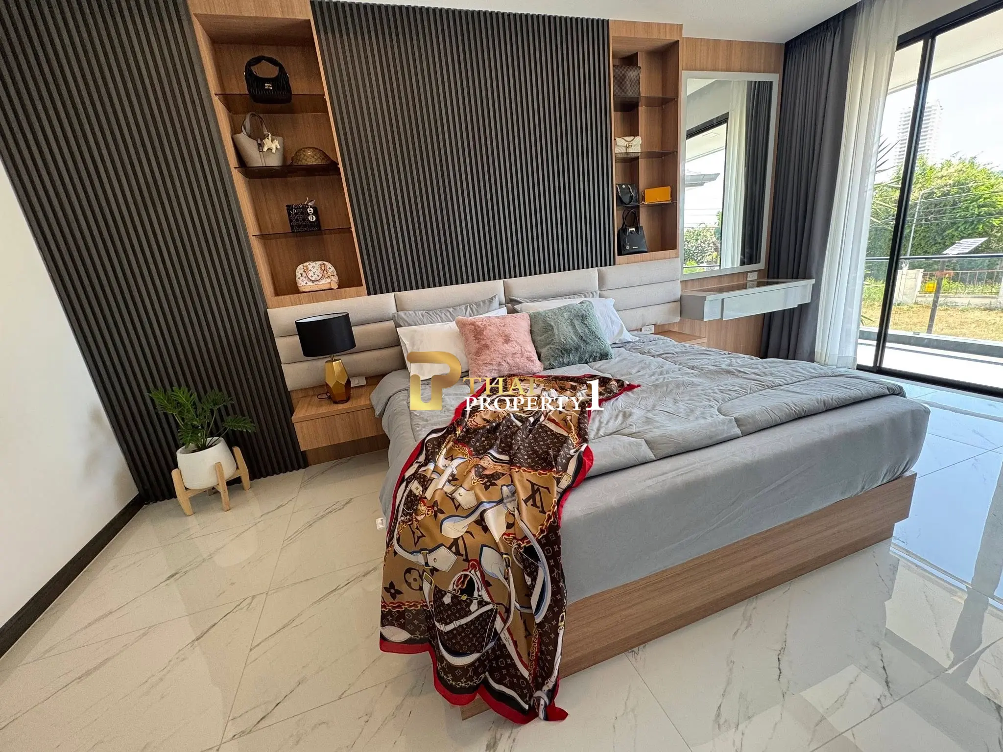 Spacious 6-Bedroom Villa with Modern Touches Just Minutes from Jomtien Beach