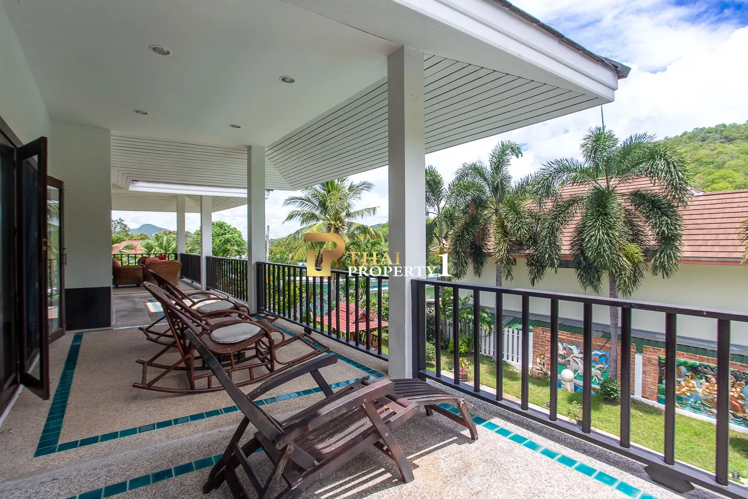 Central 3-Bedroom Private Pool Villa in Hua Hin Soi 88