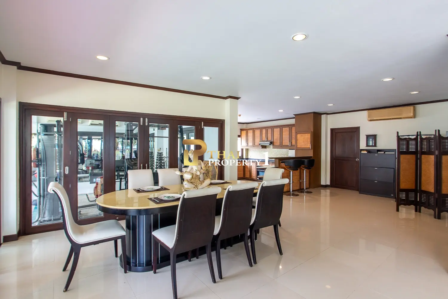 Central 3-Bedroom Private Pool Villa in Hua Hin Soi 88