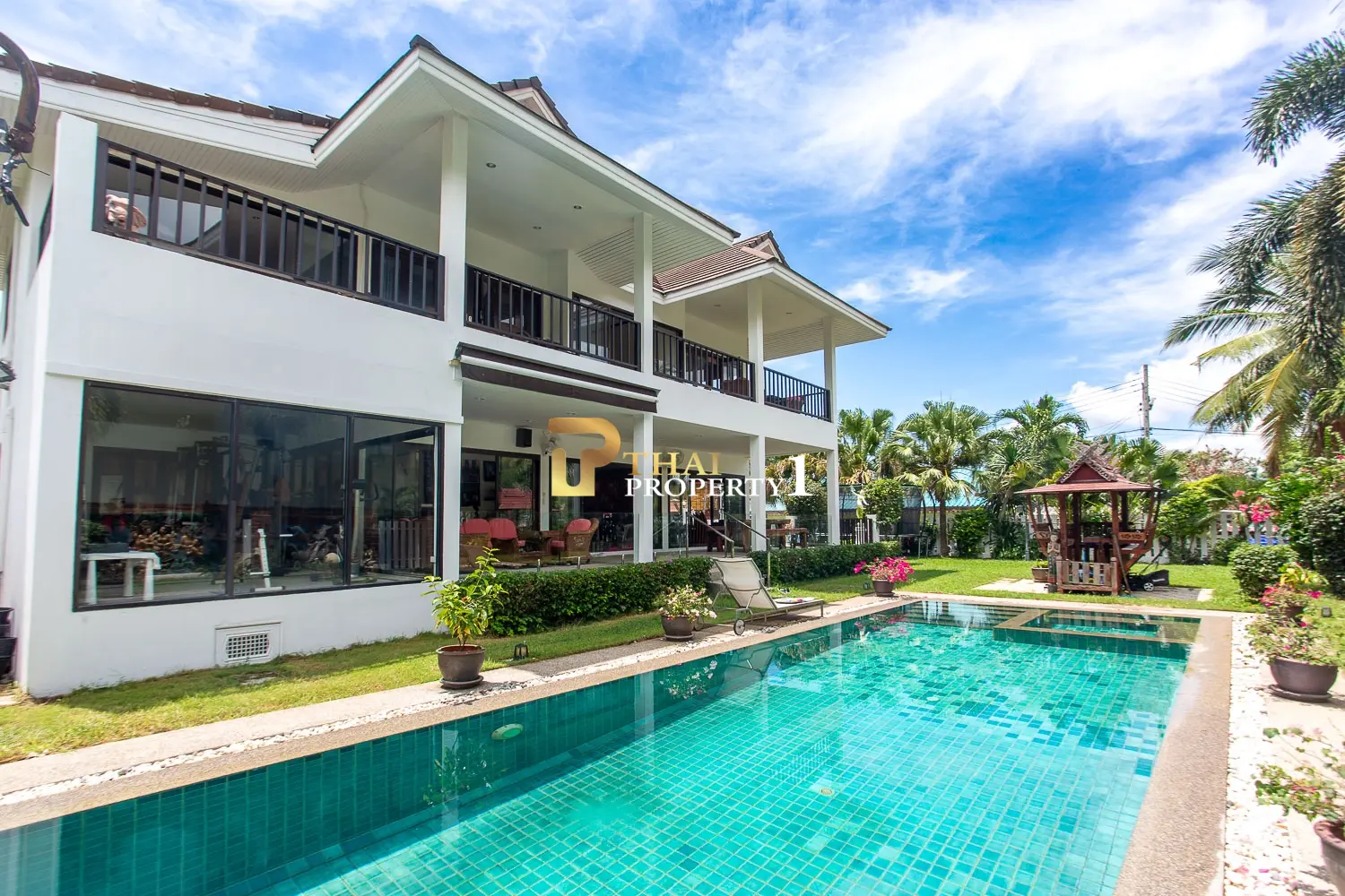 Central 3-Bedroom Private Pool Villa in Hua Hin Soi 88