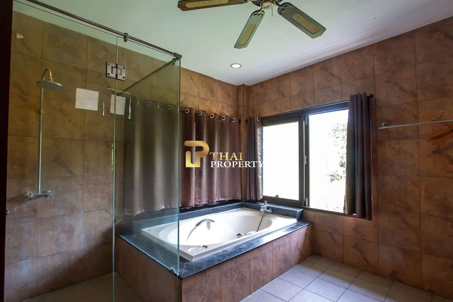 Central 3-Bedroom Private Pool Villa in Hua Hin Soi 88
