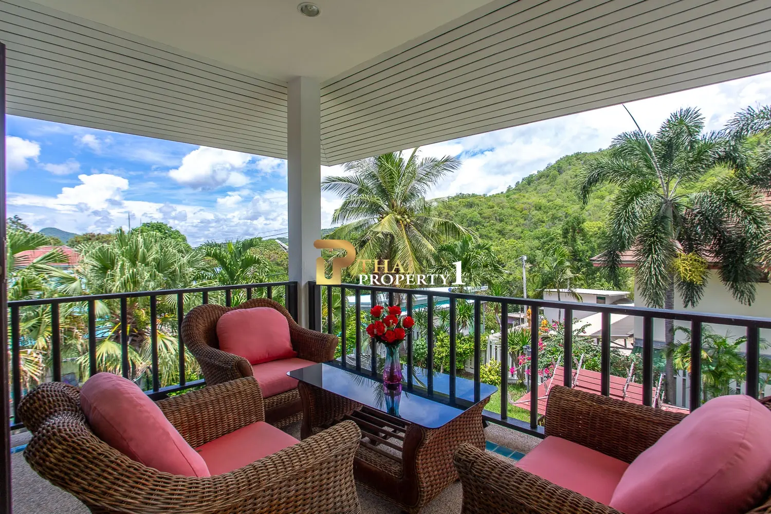 Central 3-Bedroom Private Pool Villa in Hua Hin Soi 88