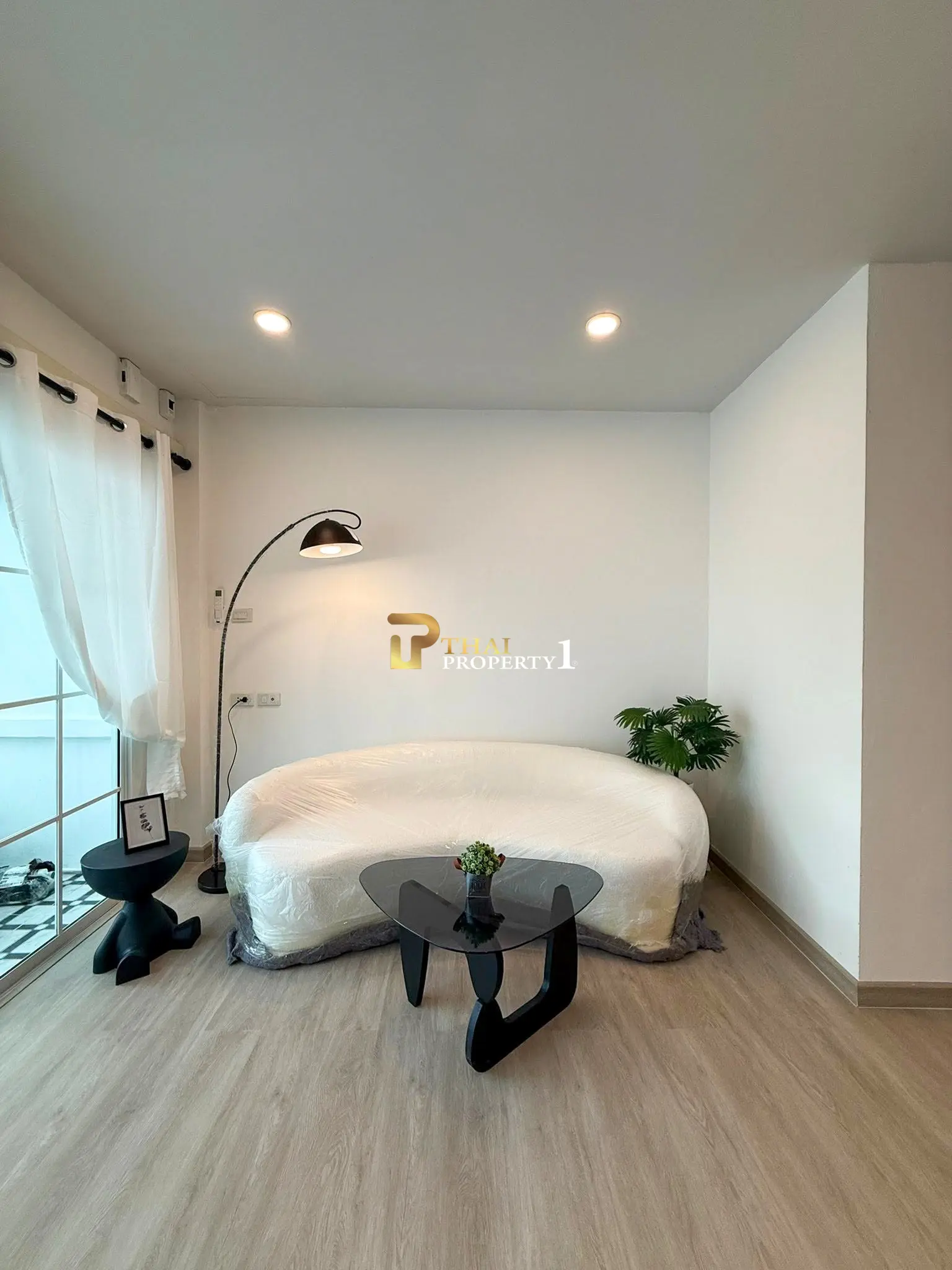 Charming 2-Bedroom Two-Story Townhuose in Nong Prue, Pattaya