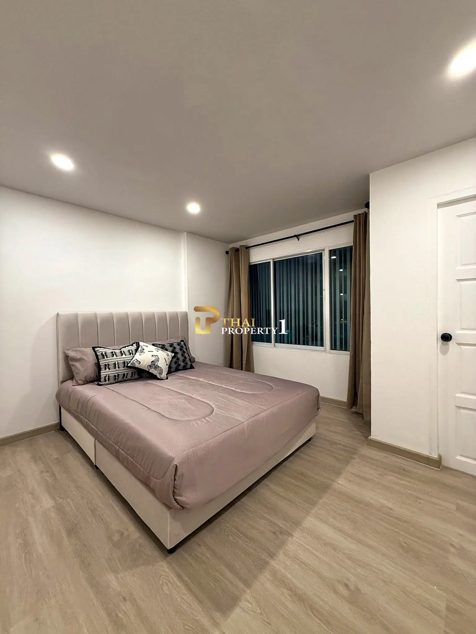 Charming 2-Bedroom Two-Story Townhuose in Nong Prue, Pattaya