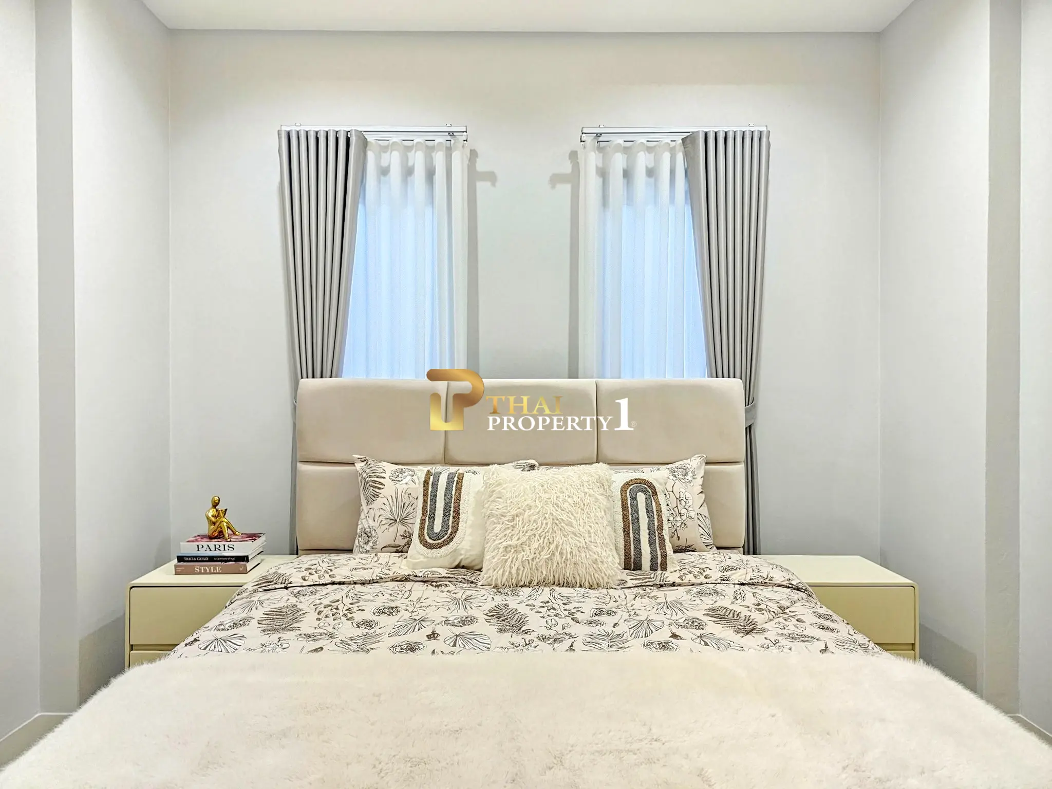 Sjarmerende en-etasjes villa med overbygd uteplass og moderne detaljer i Huai Yai