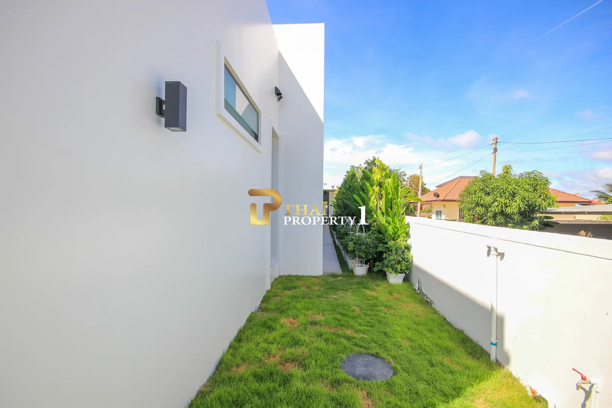 Modern 3 Bedroom Pool Villa in Hua Hin - Off-Plan Customizable  Luxury Living