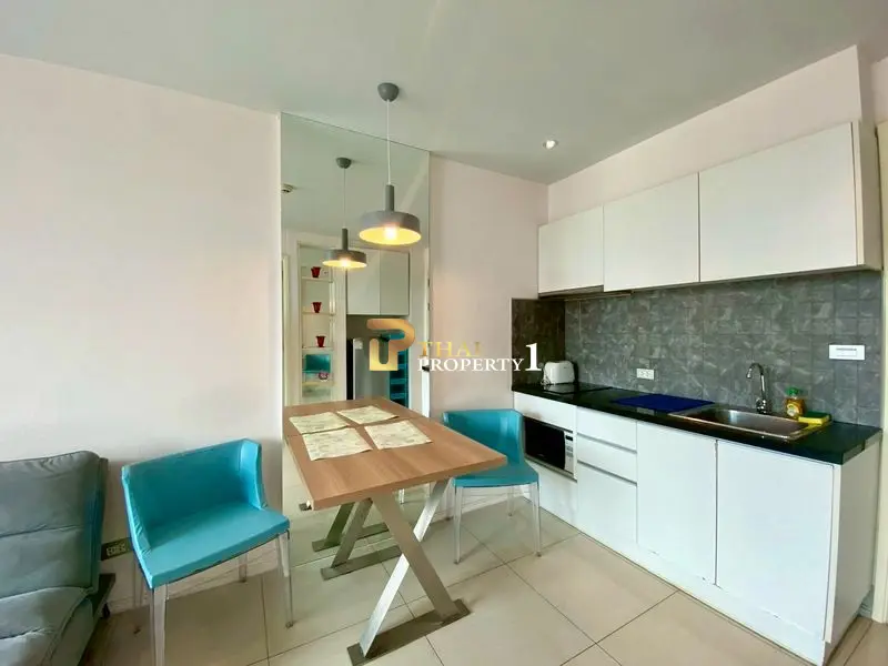 Cozy 1-Bedroom Condo with City Views in Jomtien, Pattaya