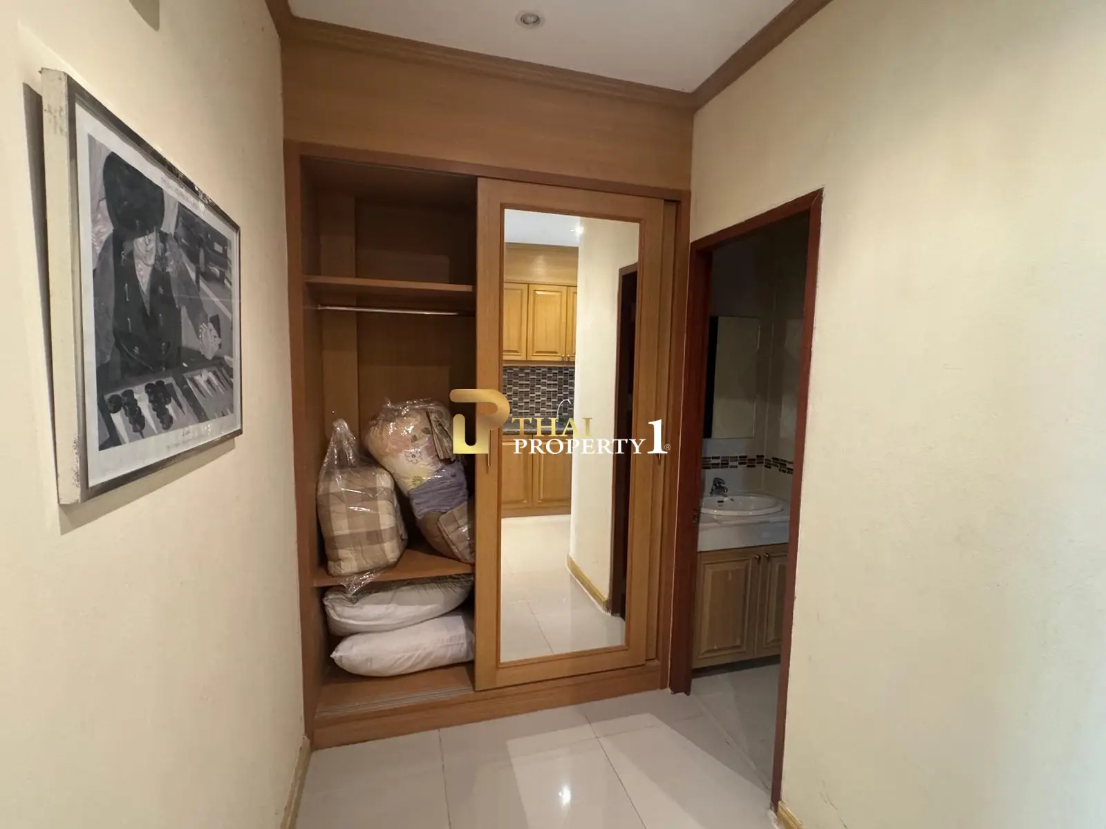 Cozy 1st Floor 1-Bedroom Condo in Jomtien, Pattaya 