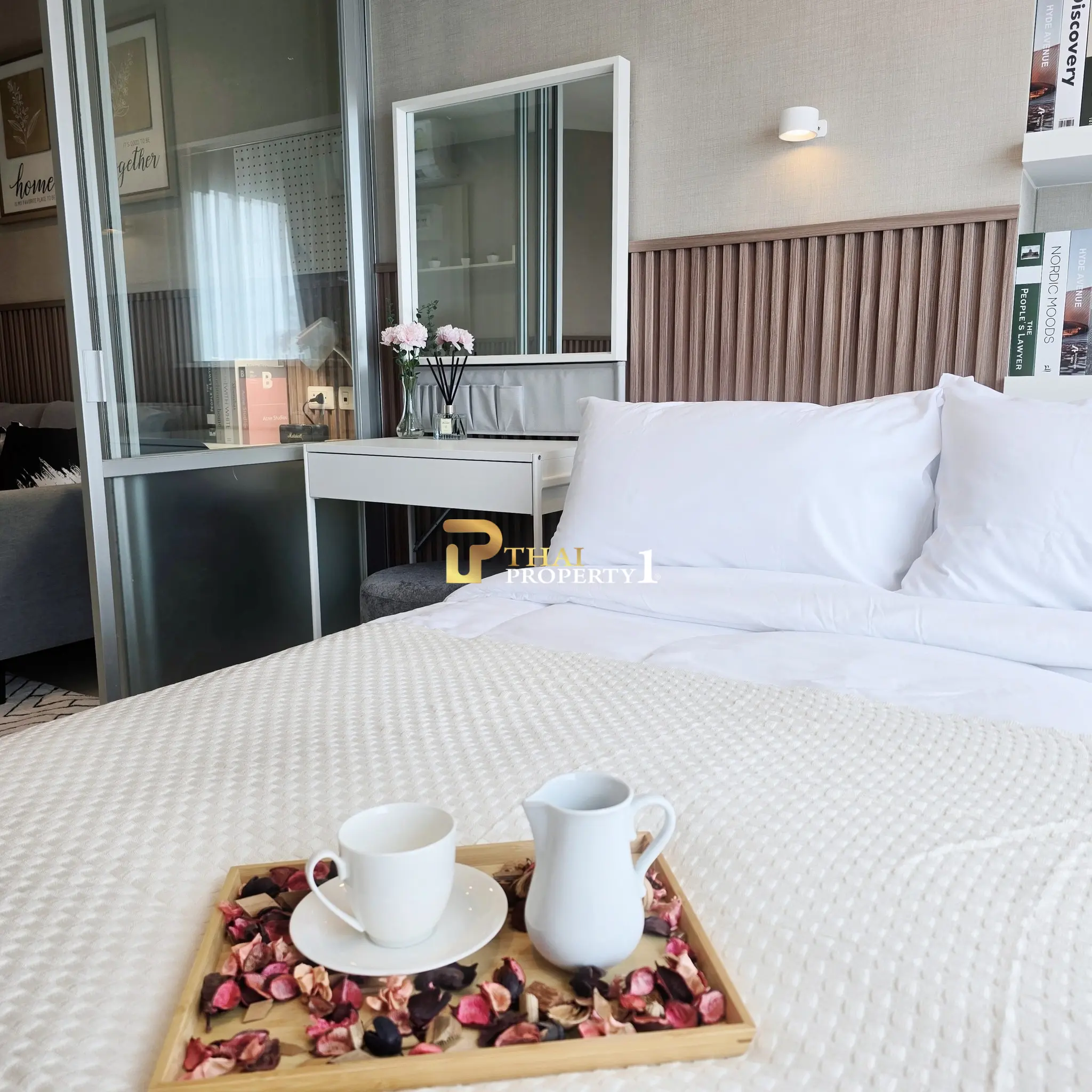 Cozy 1-Bedroom Condo on 17th Floor in Jomtien with Bright, Practical Layout