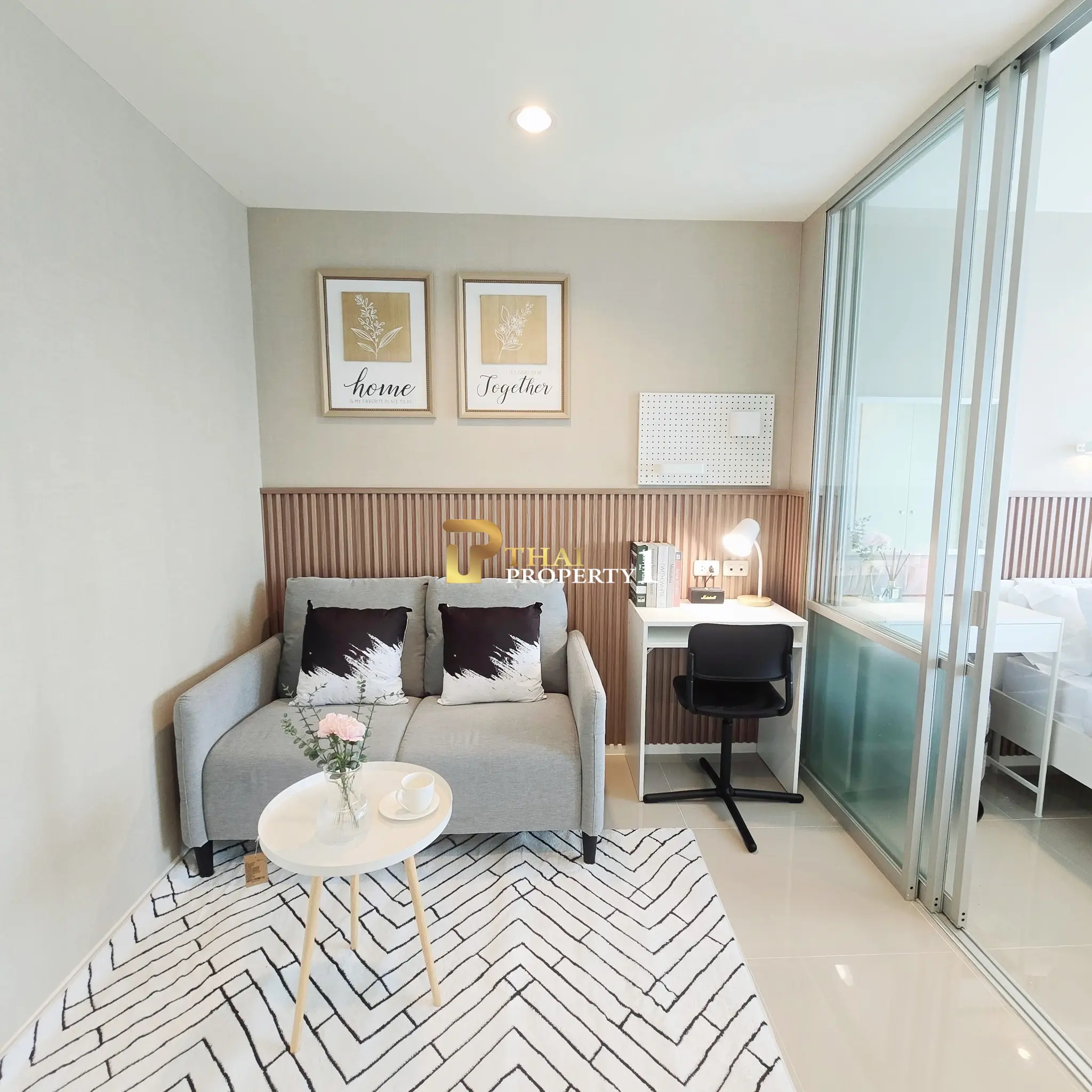Cozy 1-Bedroom Condo on 17th Floor in Jomtien with Bright, Practical Layout