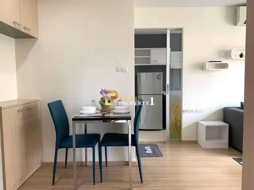 Cozy 2-Bedroom Condo with Bright Living Space and Balcony in Pattaya