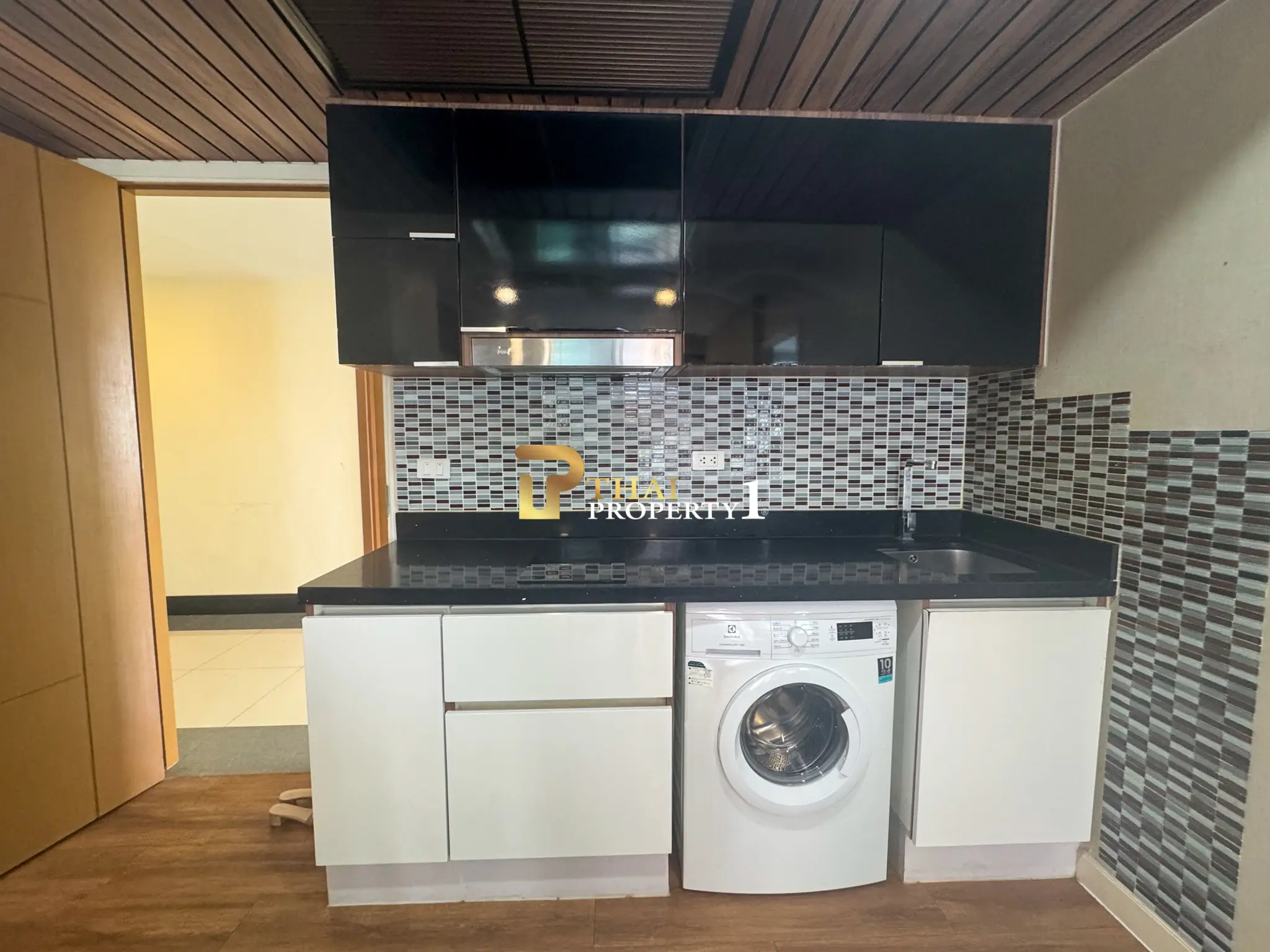 2-Bedroom Condo with Pool View for Sale at Dusit Grand Park 1 Jomtien