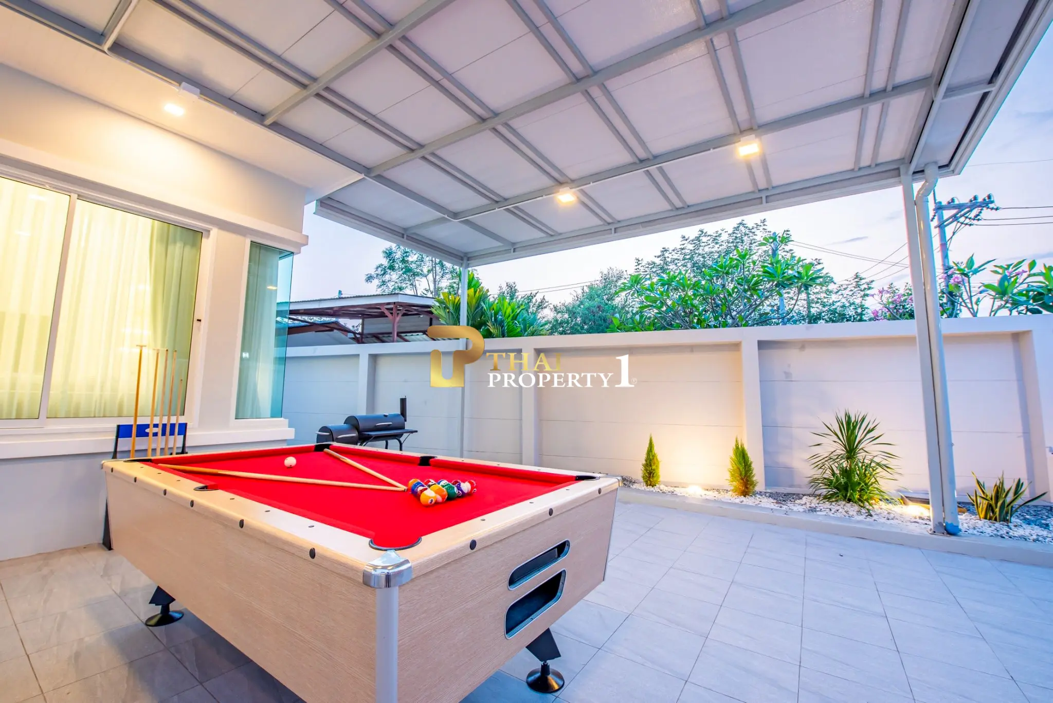 Lys og romslig 3-roms, 3-bad enetasjes villa i Huai Yai, Pattaya