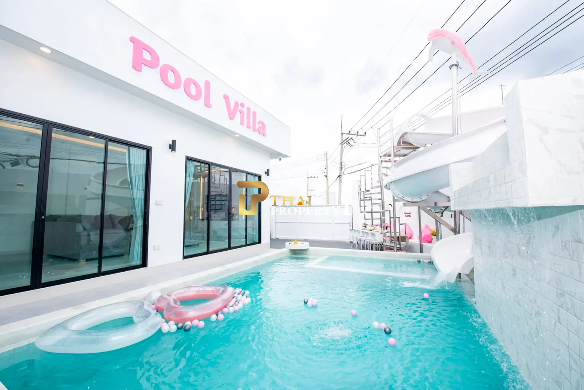 5-Bedroom Pool Villa for investment in Huai Yai for Sale