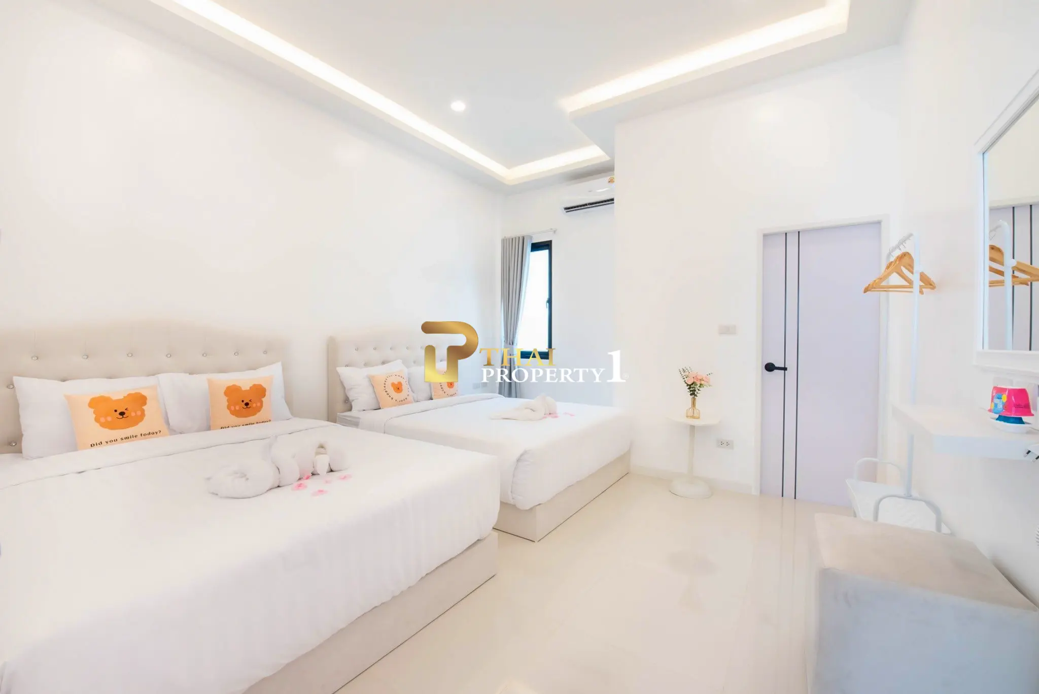 5-Bedroom Pool Villa for investment in Huai Yai for Sale