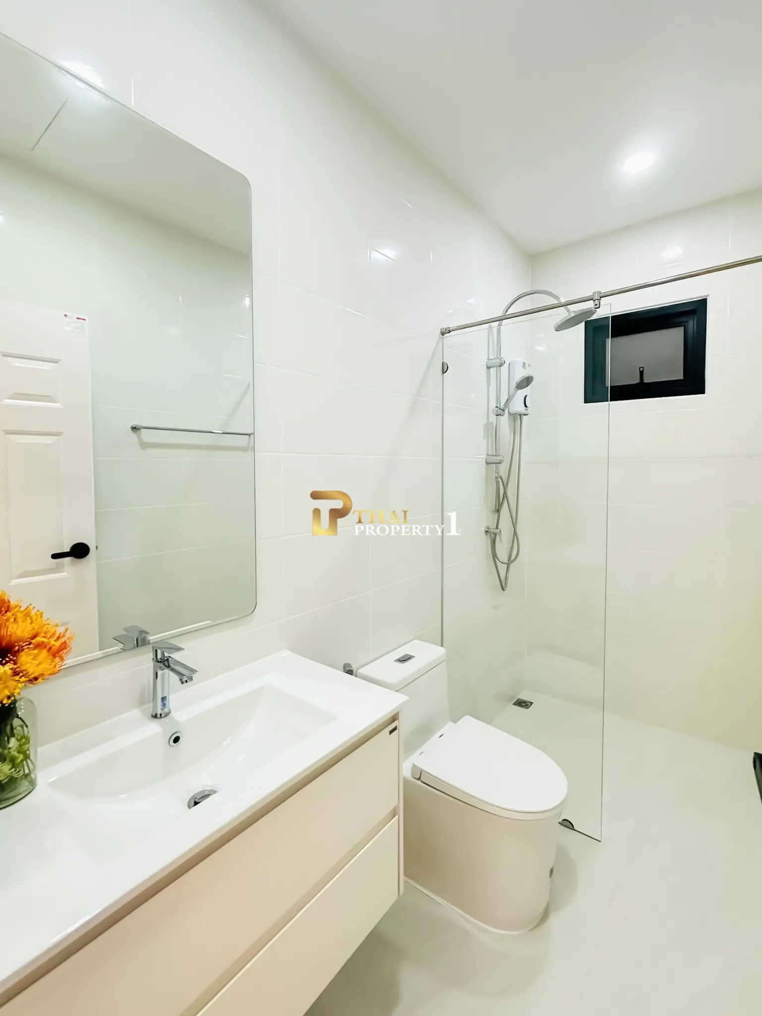 Newly Built 2-Story House Near Beach for Sale in Na Jomtien at TW Garden Hill