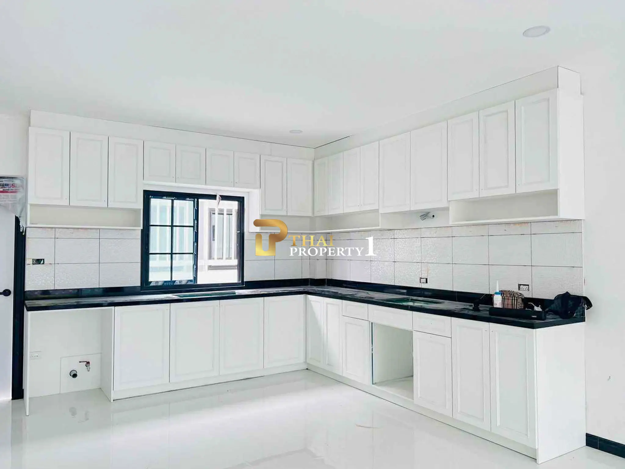 Newly Built 2-Story House Near Beach for Sale in Na Jomtien at TW Garden Hill