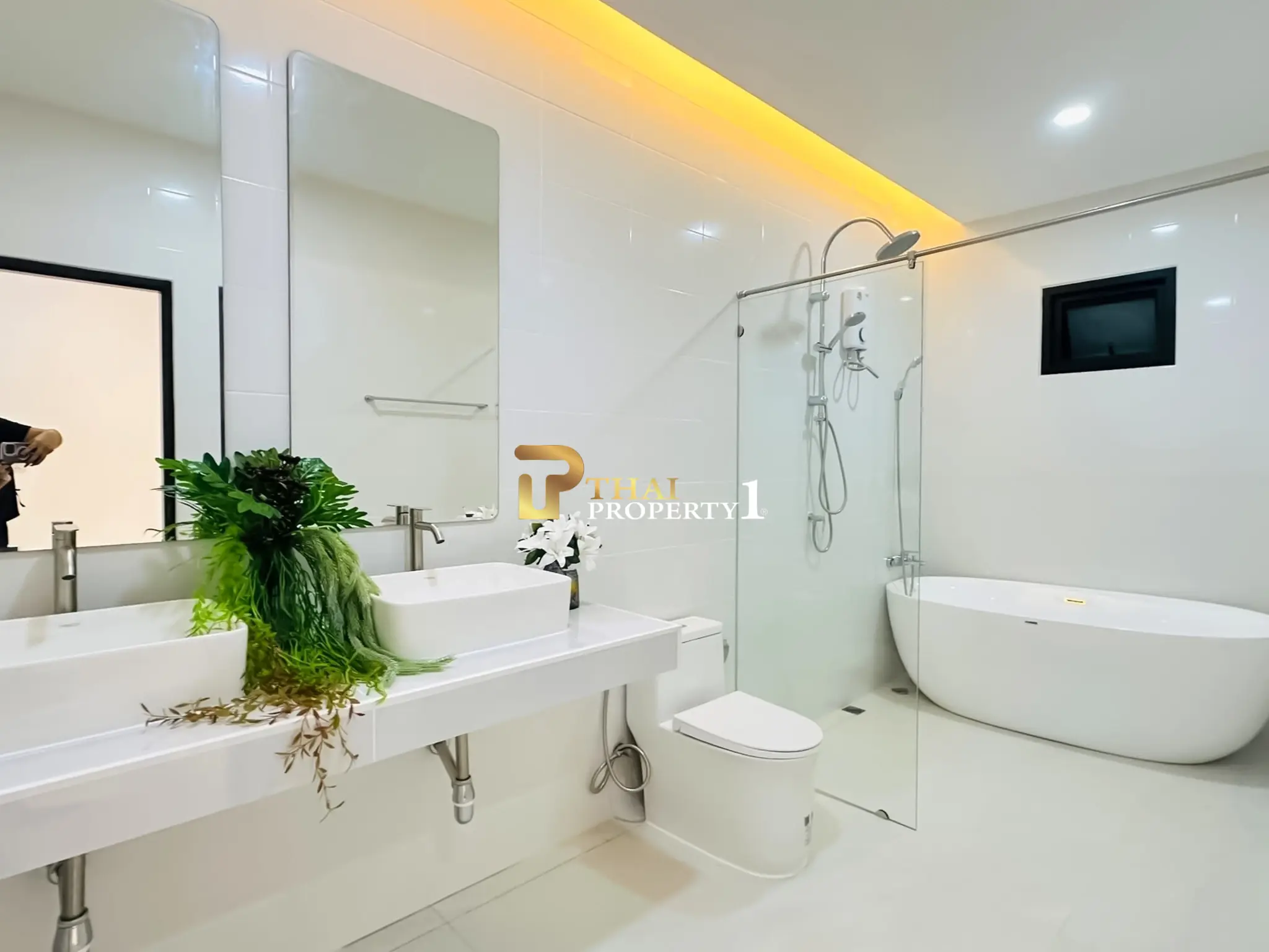 Newly Built 2-Story House Near Beach for Sale in Na Jomtien at TW Garden Hill
