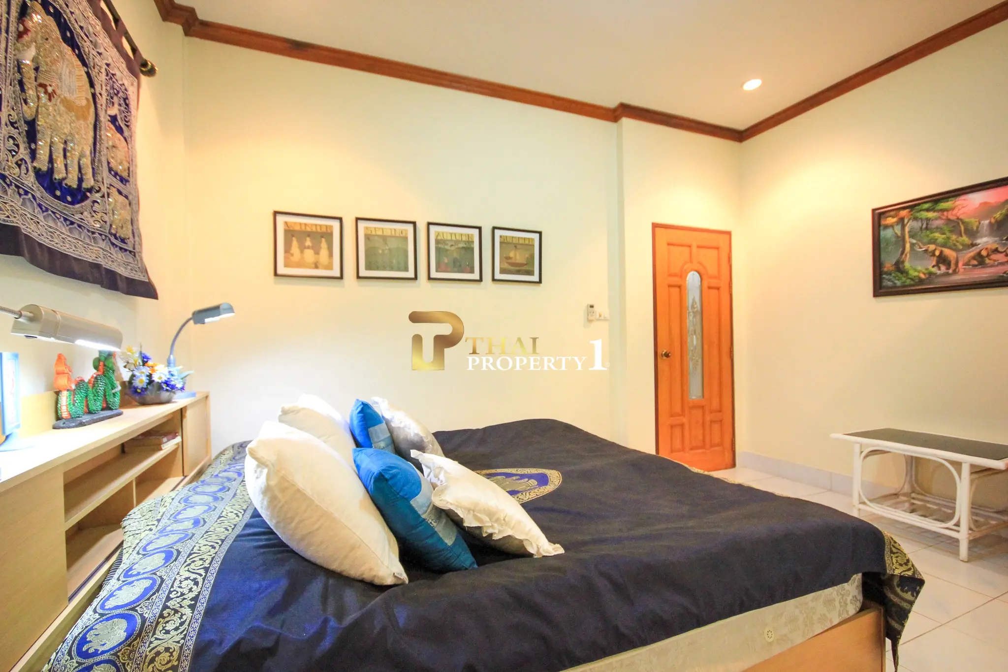 ชายหาดชะอำ - ทาวเฮ้าส์ 3 ห้องนอนพร้อมเทอเรซขนาดใหญ่