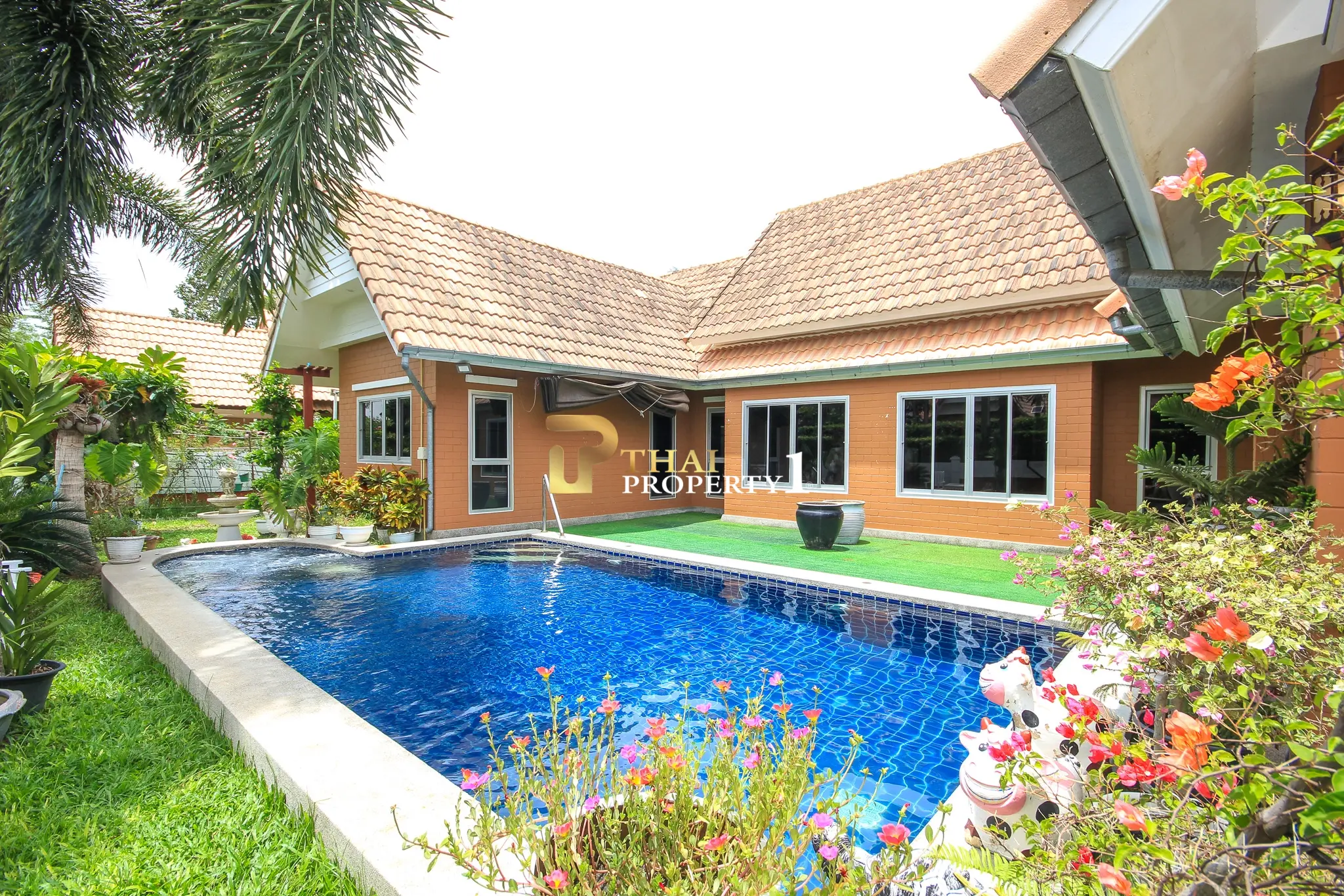 Tropical Pool Villa – 3-Bedroom Home on Hua Hin Soi 112