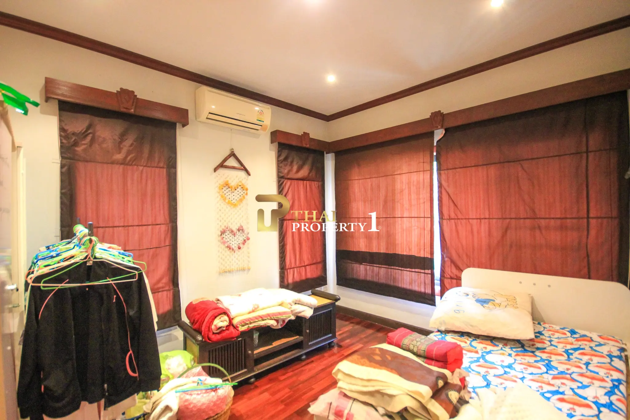 Koselig sentral familiebolig rett overfor fellesbassenget – Horizon Hua Hin, Soi 88